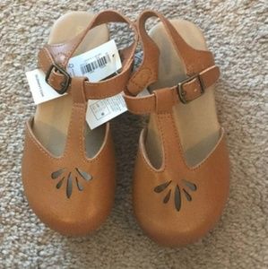 NWT Old Navy Toddler Clogs